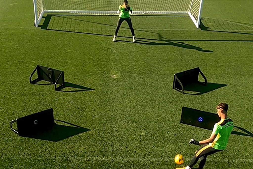 Juanjo Roa: Revolutionizing Goalkeeper Training with Voon Sports Smart Rebounders