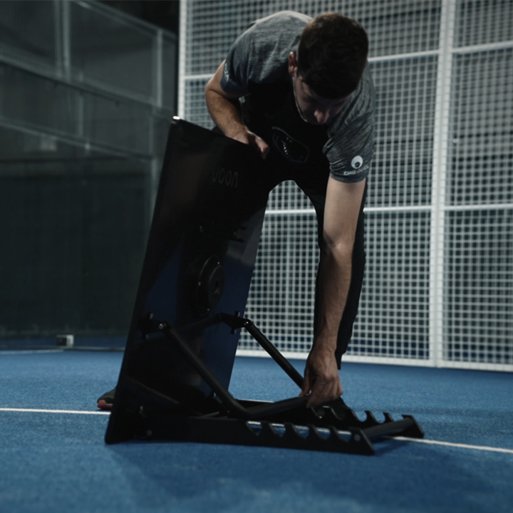 The first-ever smart rebounder for padel. Voon Padel smart rebounder with different angles to work on different shots.
